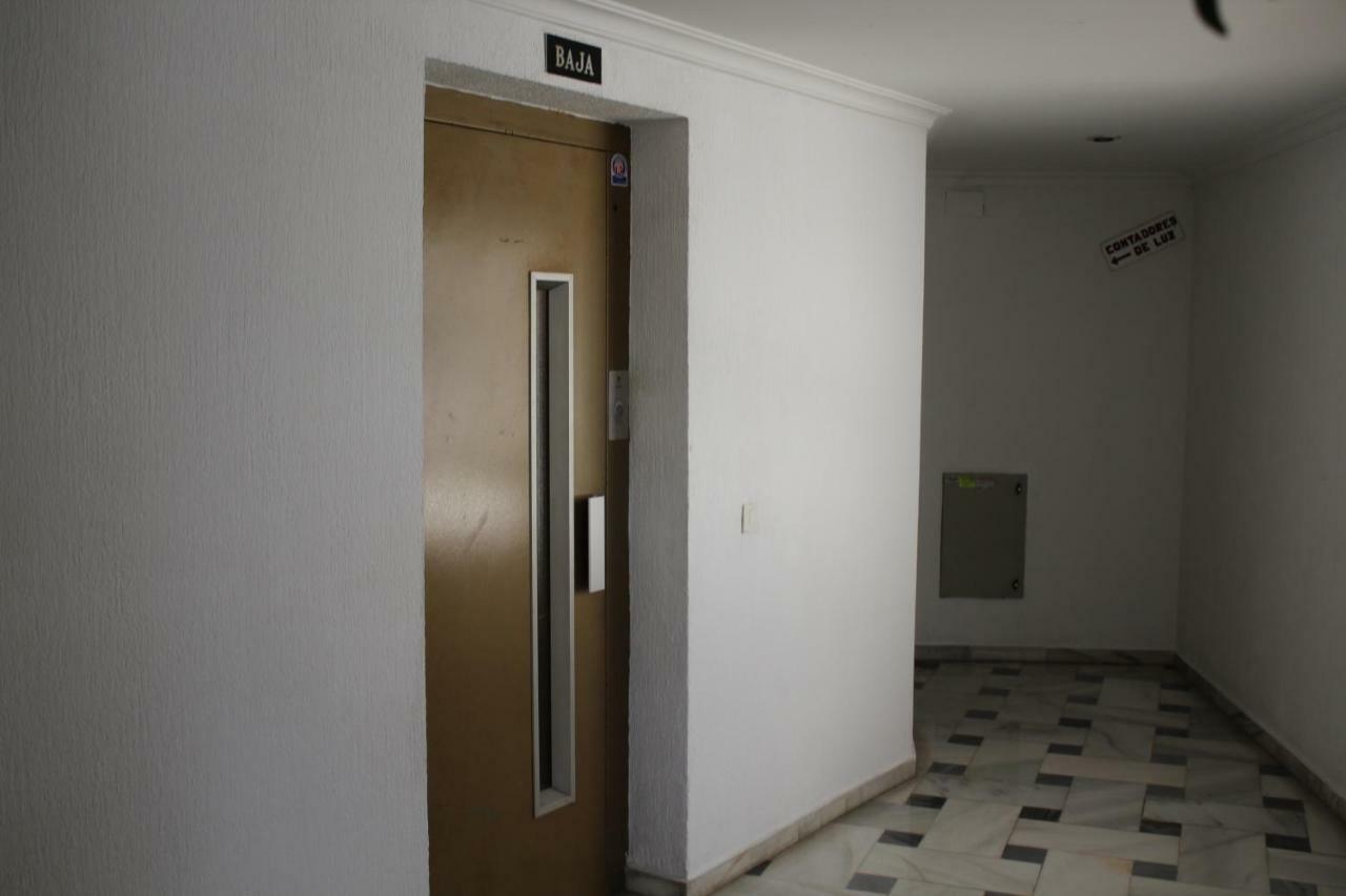 Apartamento Con Parking Gratuito Málaga Exteriör bild