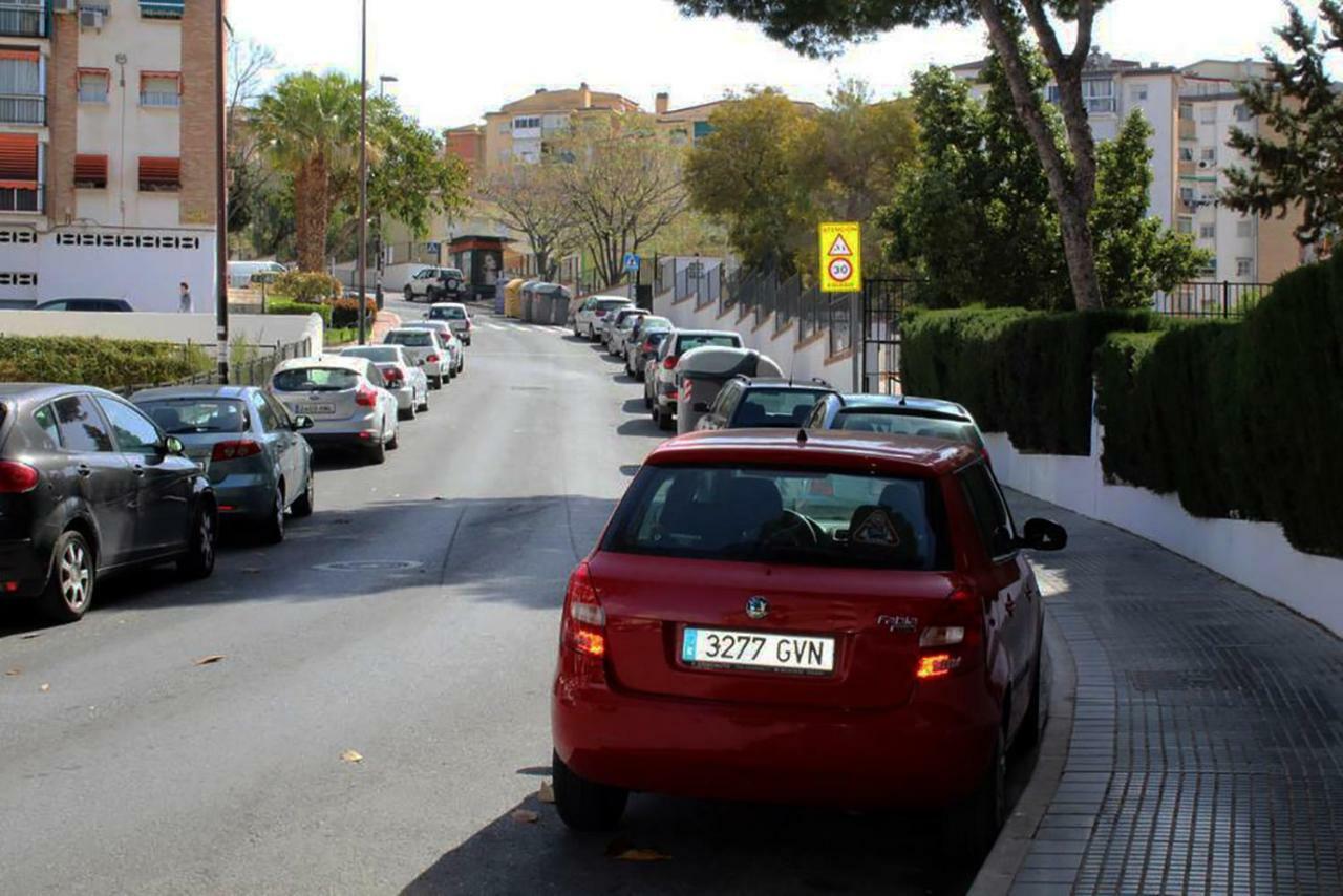 Apartamento Con Parking Gratuito Málaga Exteriör bild